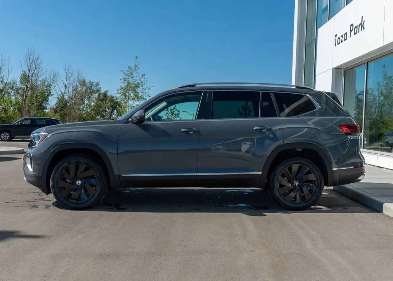 Volkswagen Atlas снимка Volkswagen Atlas