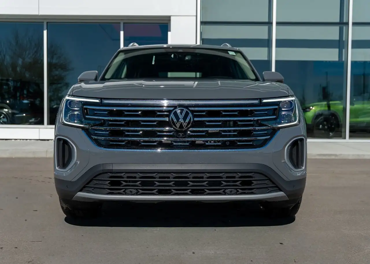 Volkswagen Atlas снимка Volkswagen Atlas