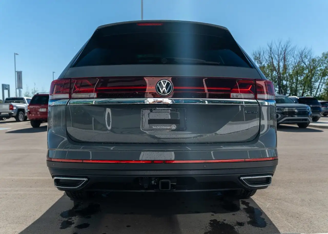 Volkswagen Atlas снимка Volkswagen Atlas