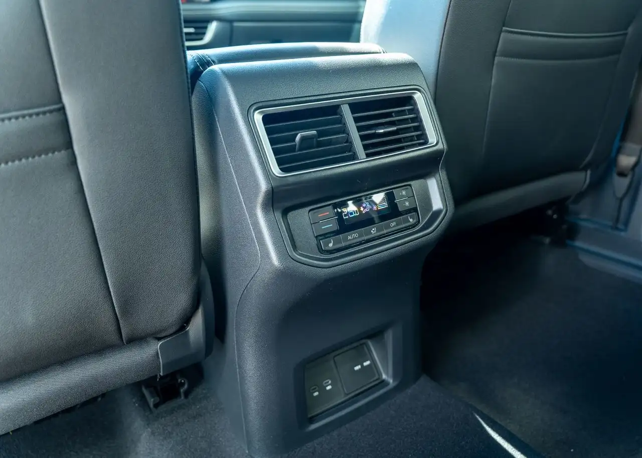 Volkswagen Atlas снимка Volkswagen Atlas