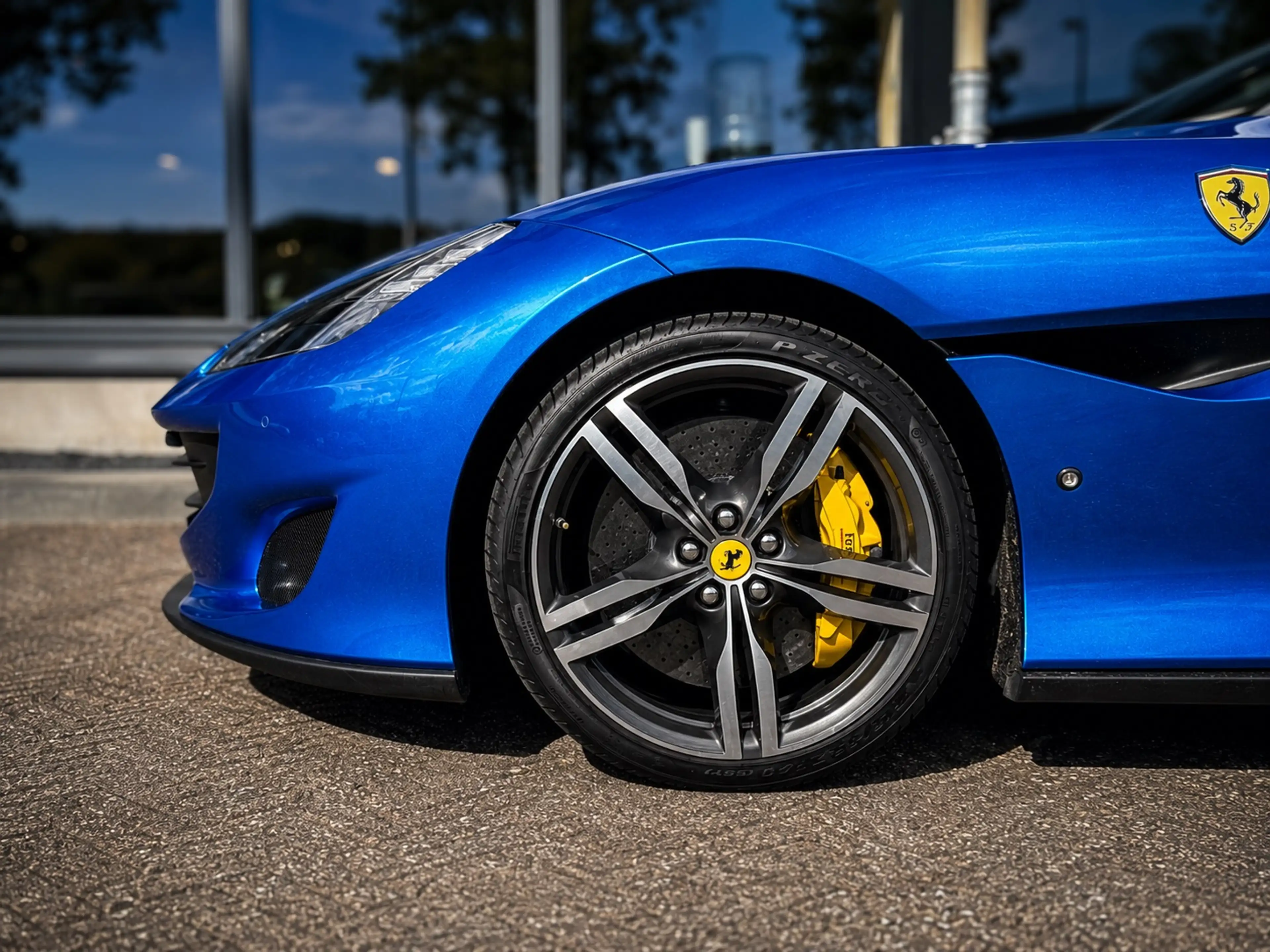 Ferrari Portofino 3.9 V8 HELE Atelier car Carbon CLANCK — photo 7