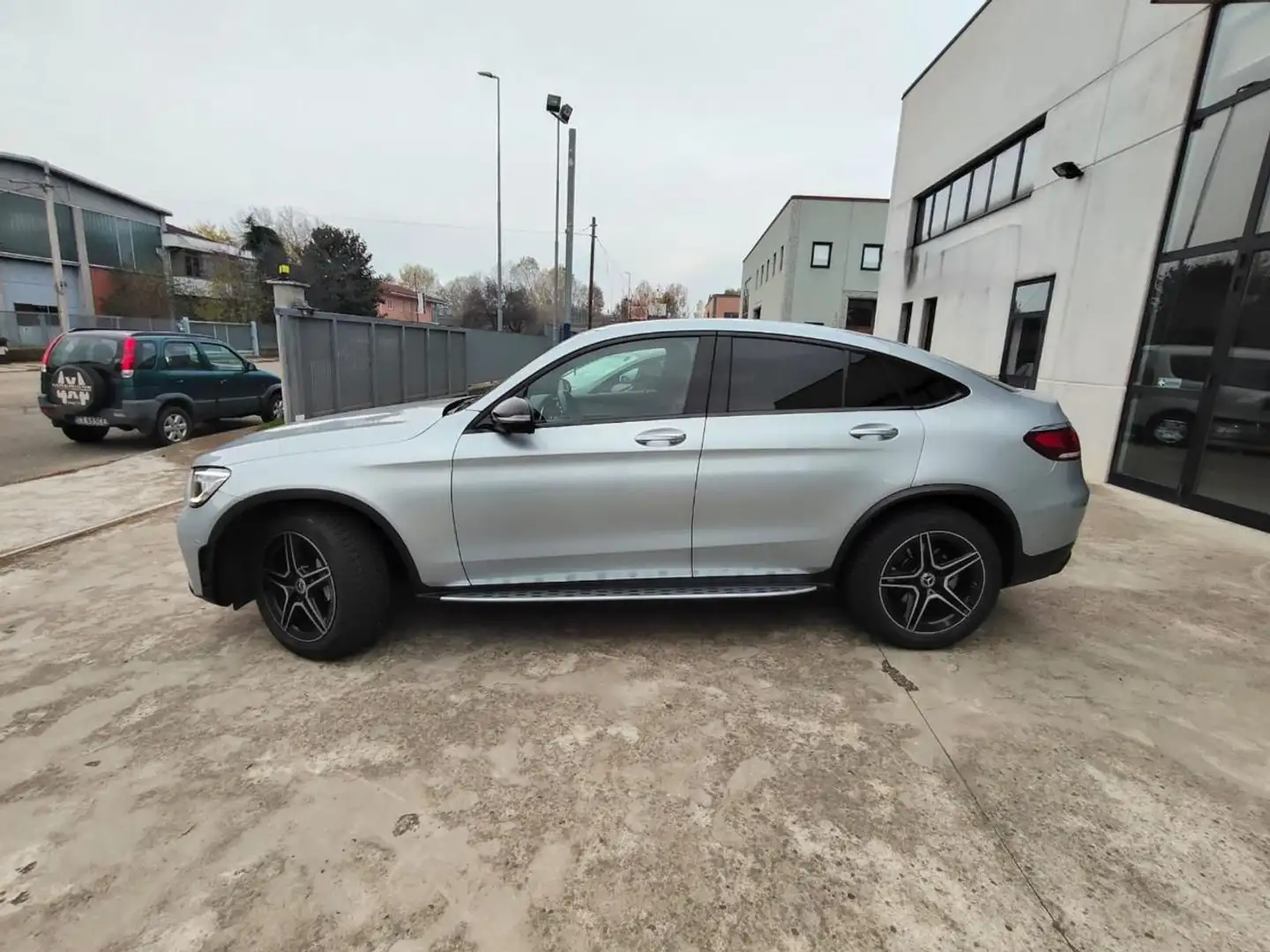 Mercedes-Benz GLC 220 d 4Matic Coupé Premium Plus Argento - 2