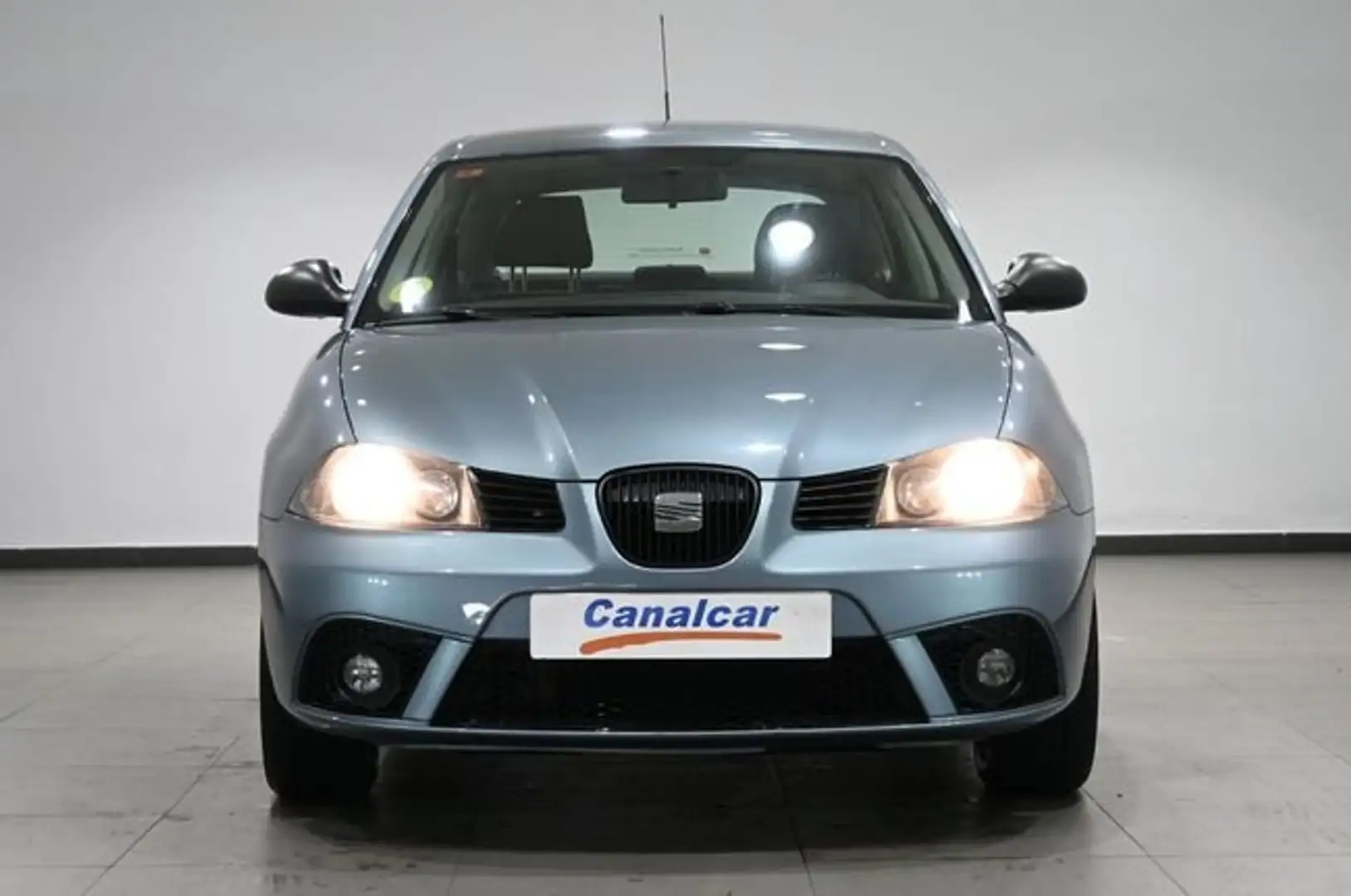 SEAT Ibiza 1.9TDi Stylance Azul - 2
