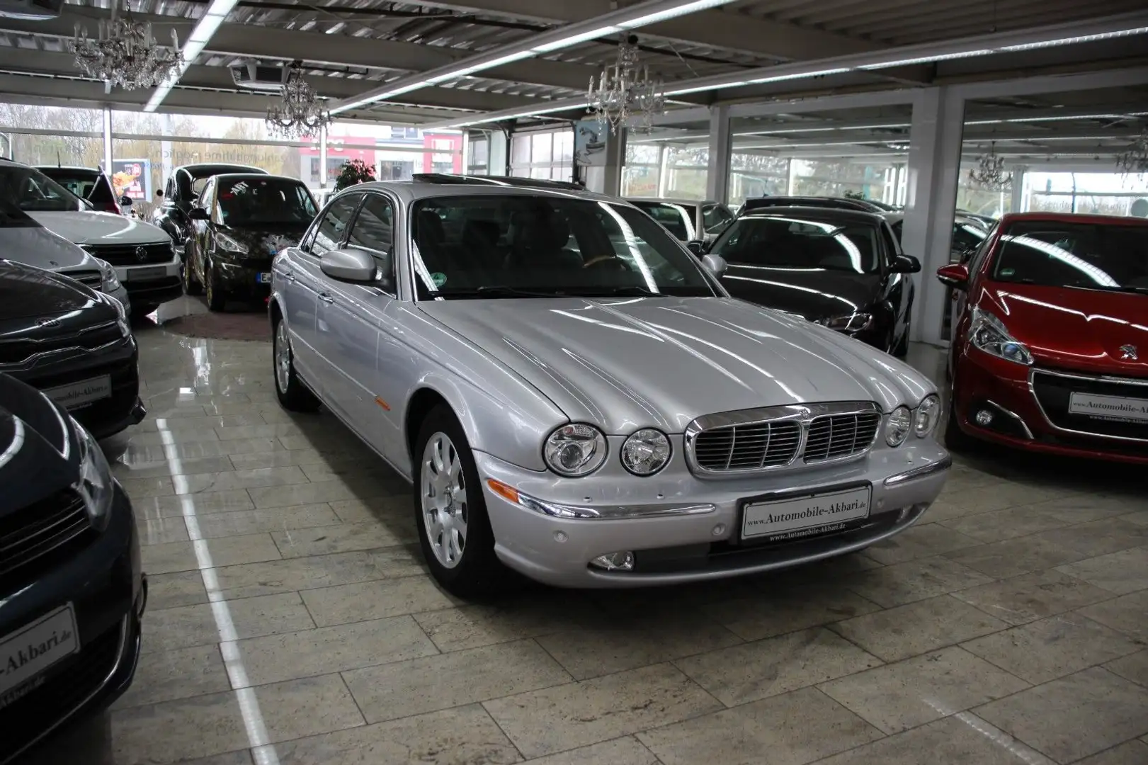 Jaguar XJ8 4.2 Liter *Vollleder/Memory/Alpine Sound* Сірий - 2