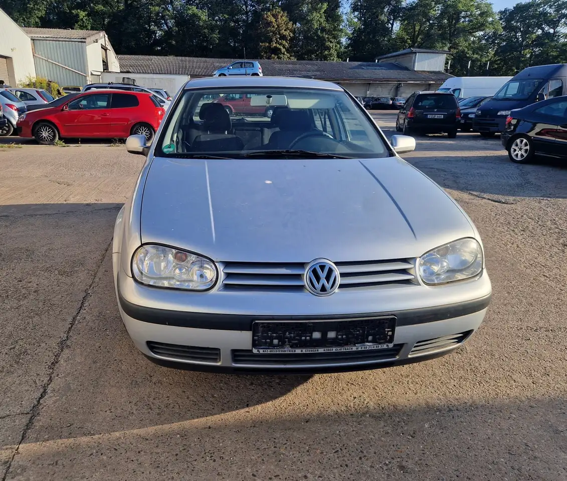 Volkswagen Golf 1.6 Edition, foto 4