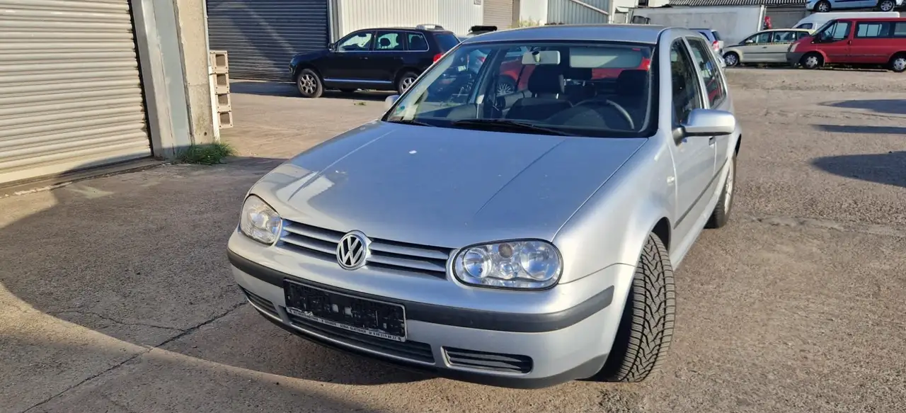 Volkswagen Golf 1.6 Edition, foto 3