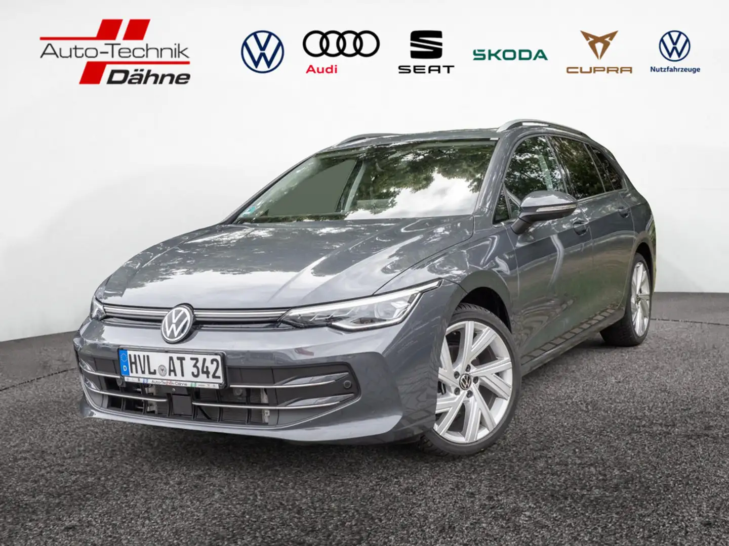 Volkswagen Golf VIII Variant 1.5 eTSI DSG Style LED 360° Grau - 1