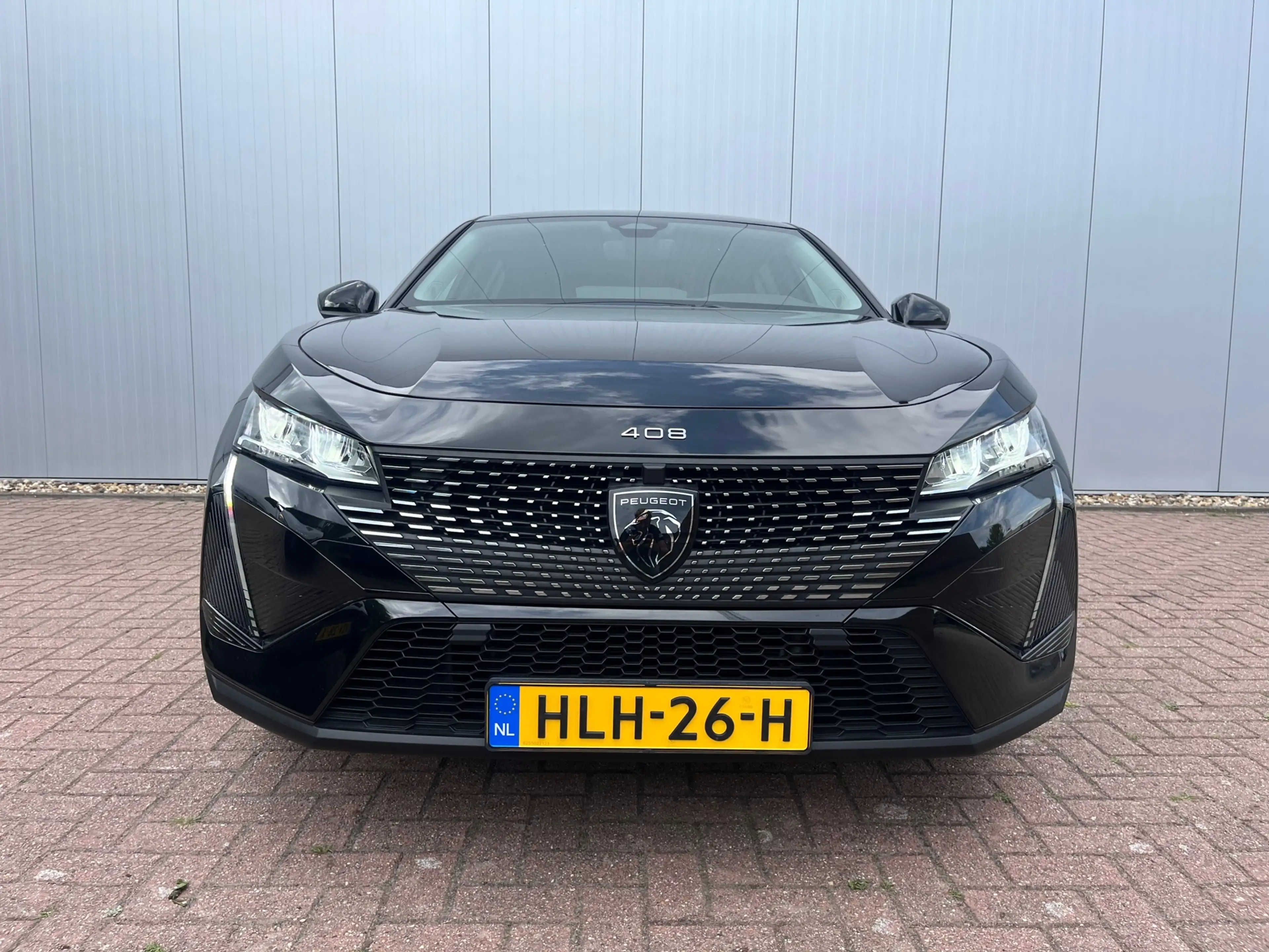 Peugeot 408 1.2 Hybrid 145 e-DCS6 Allure | Achteruitrijcamera — photo 7