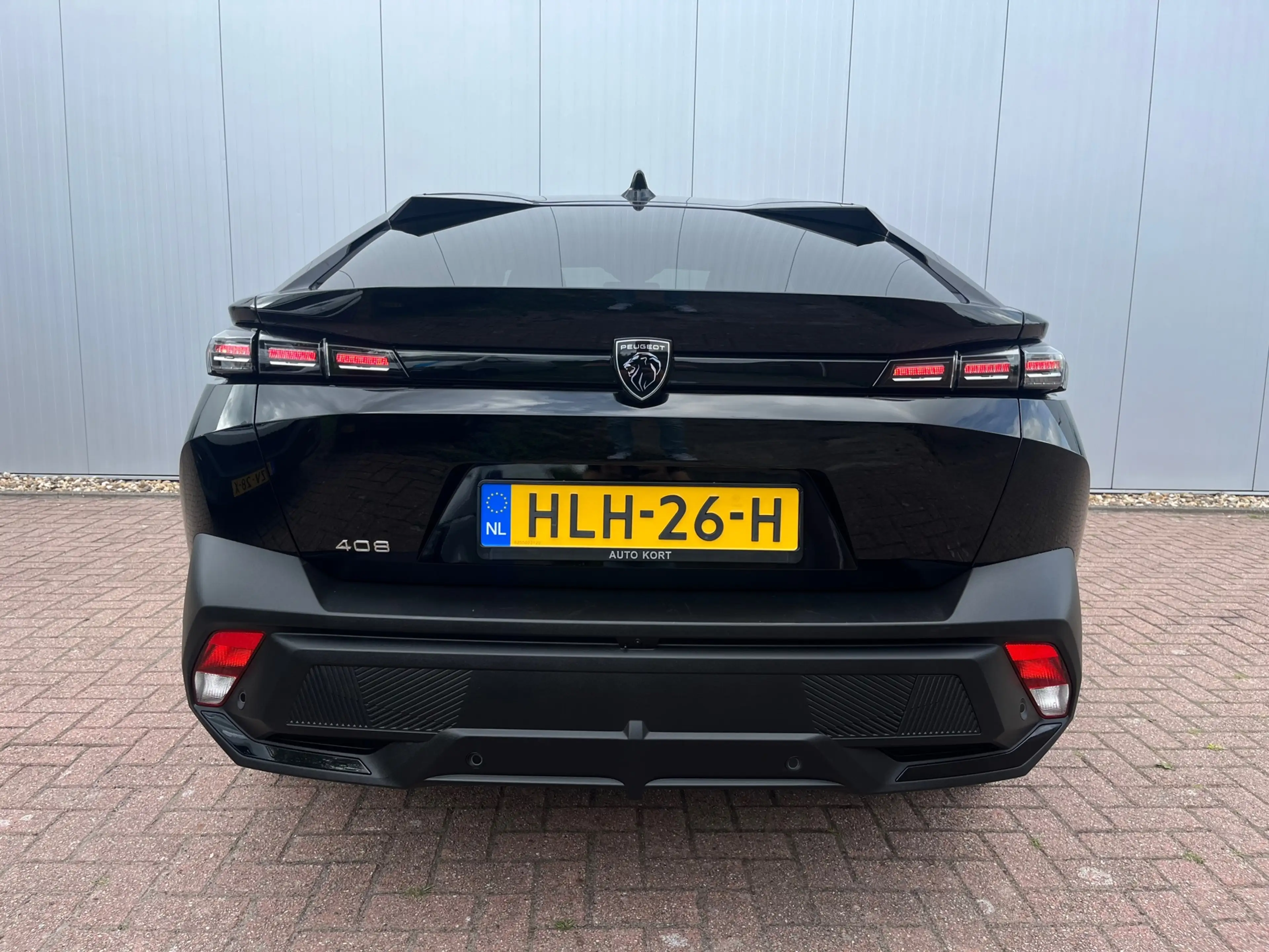 Peugeot 408 1.2 Hybrid 145 e-DCS6 Allure | Achteruitrijcamera — photo 9