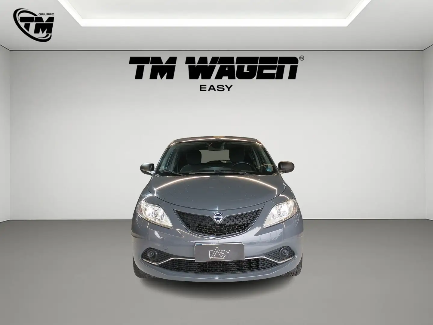 Lancia Ypsilon 1.2 Silver 69cv NEOPATENTATI DISTRIBUZIONE NUOVA Grigio - 2