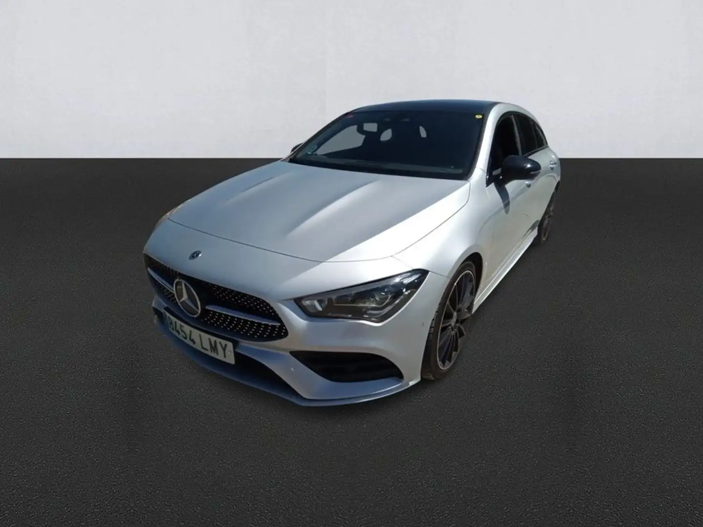 Mercedes-Benz CLA 250 4MATIC Shooting Brake Plateado - 1