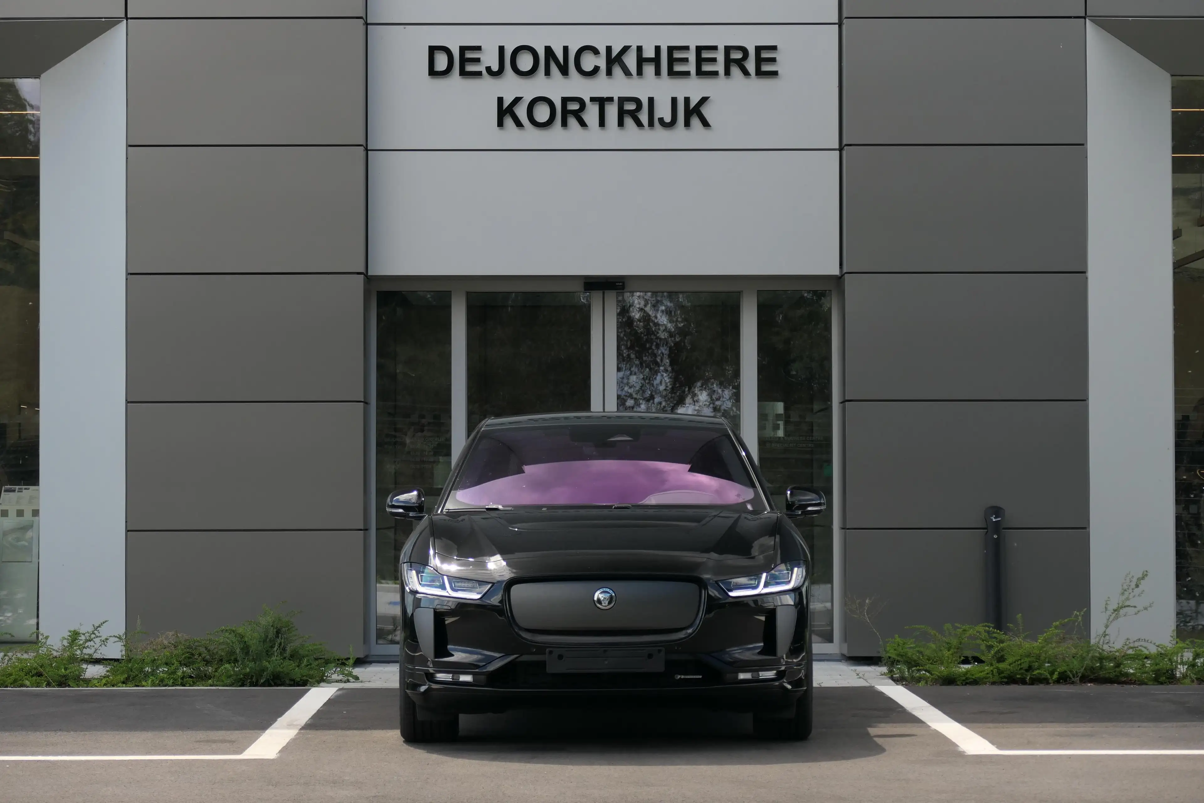 Jaguar I-Pace - EV 400PK R-Dynamic SE — photo 2