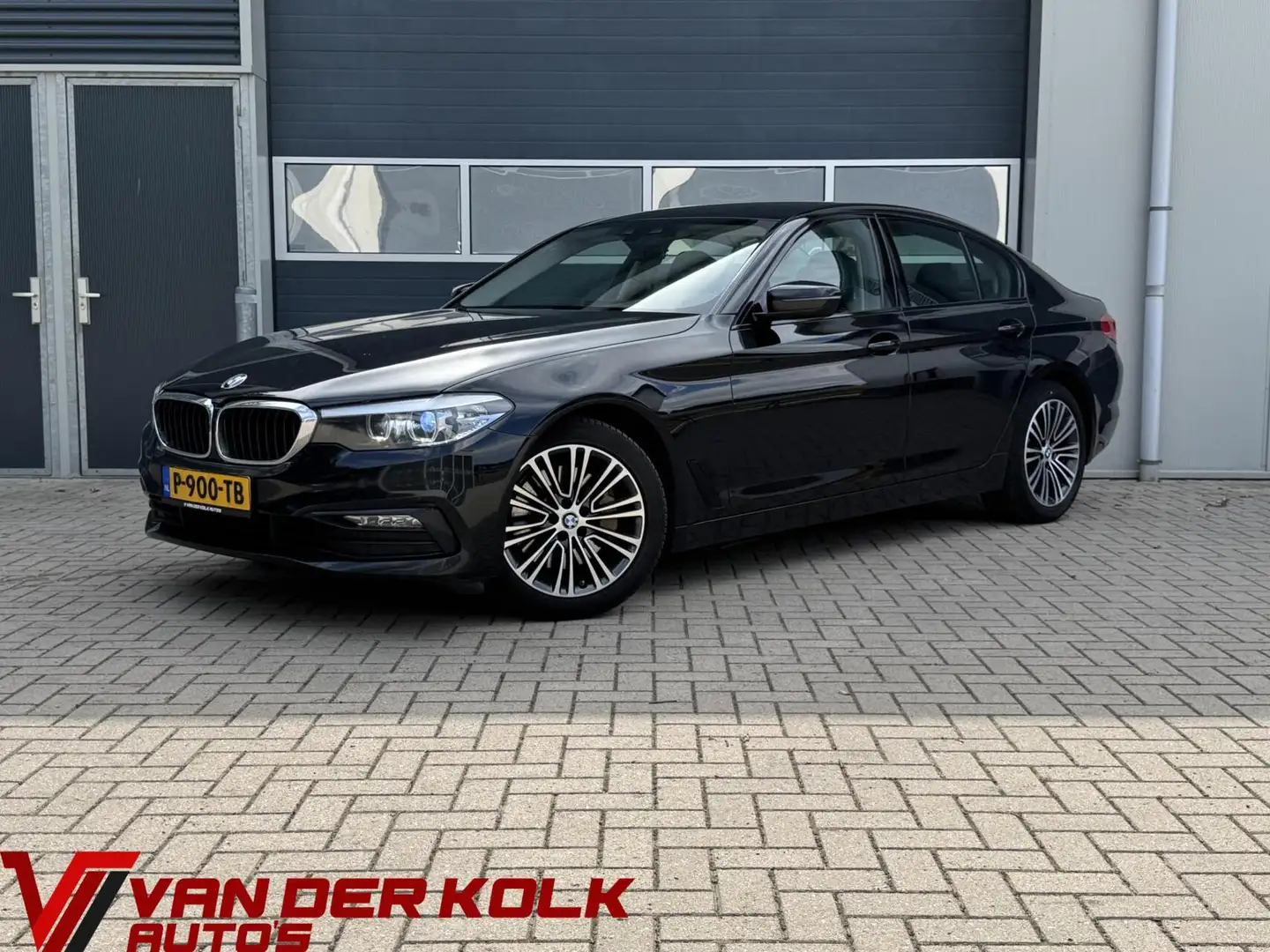 BMW 530 5-serie 530d High Executive Automaat | Leder | Cam Zwart - 1