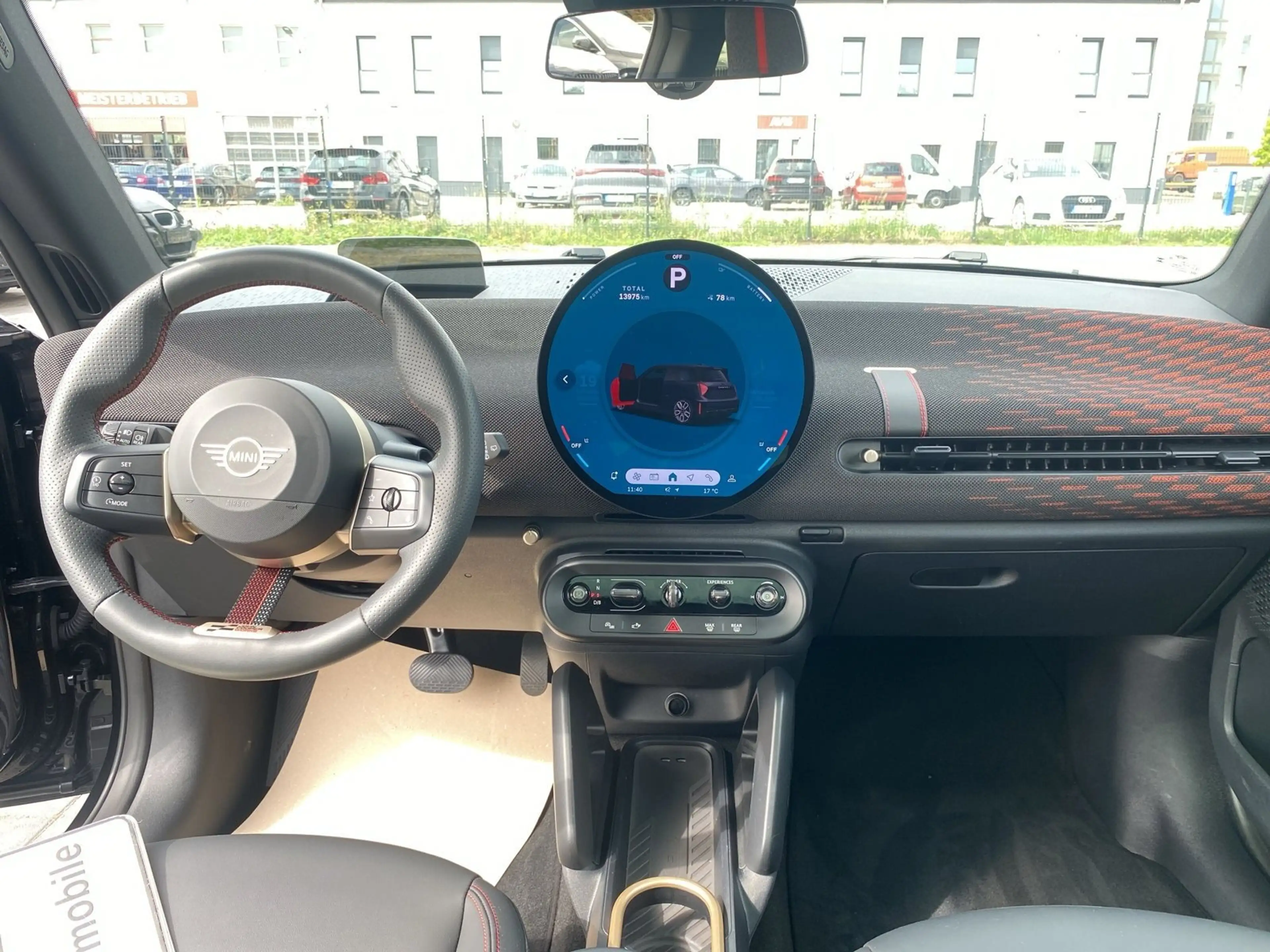 MINI Cooper SE — photo 10