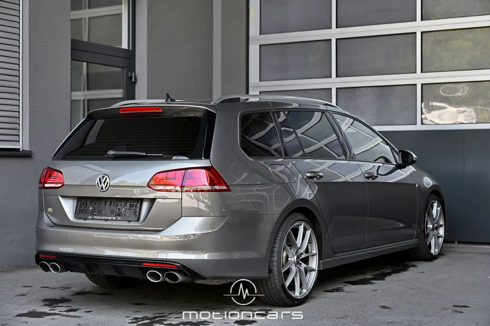 Volkswagen Golf R Golf VII R Variant DSG Gris - 2