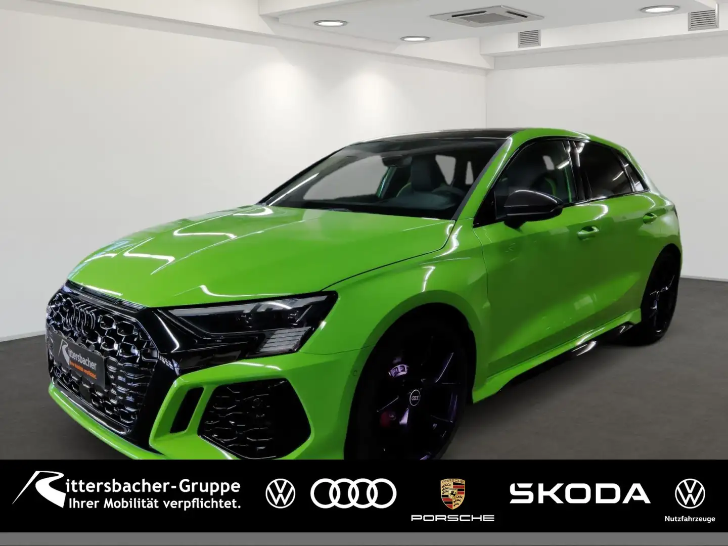 Audi RS3 . Grün - 1