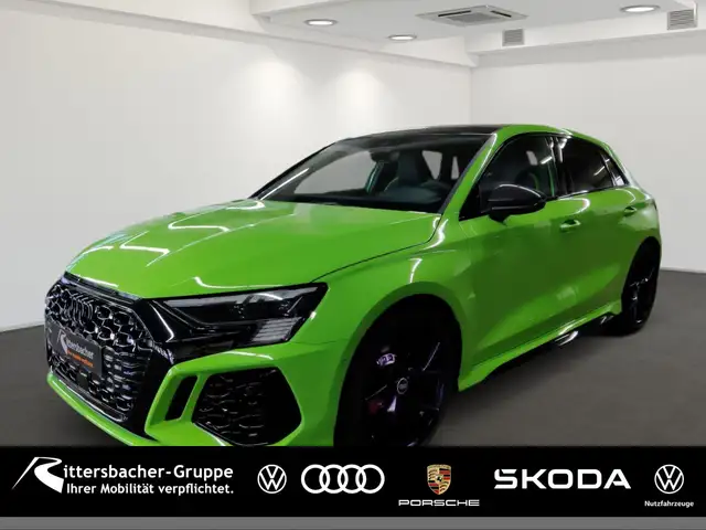 Audi RS3 .