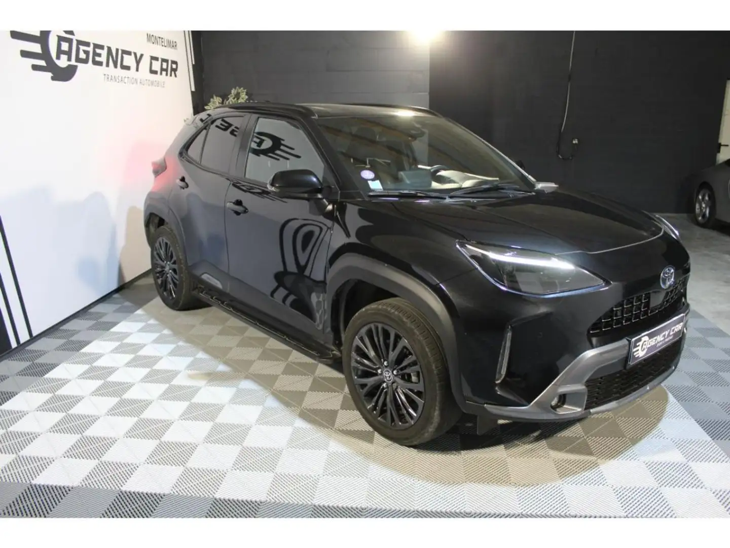 Toyota Yaris Cross Hybrid 116h - BV CVT Trail Noir - 2