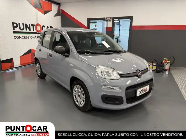 Fiat Panda view 3