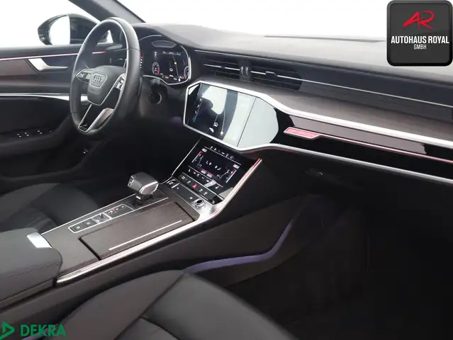 Audi A6 view 11