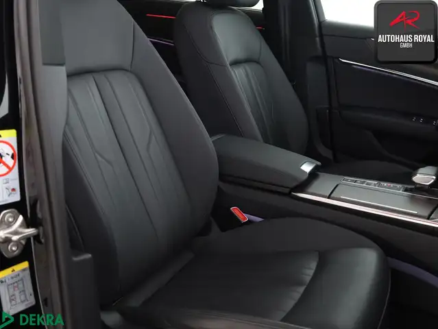Audi A6 view 12