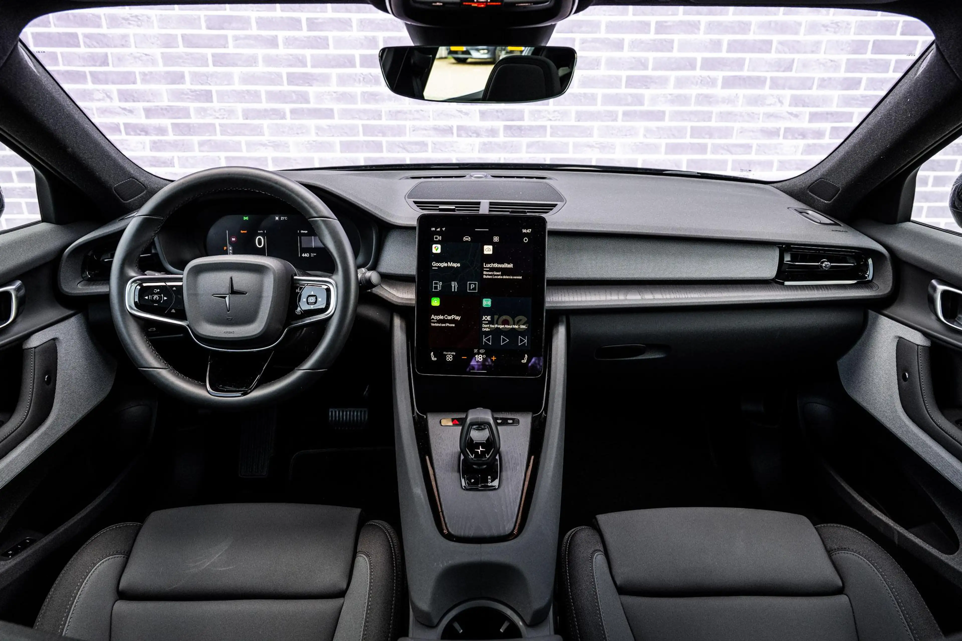 Polestar 2 Long Range Single Motor Plus 82 kWh — photo 5