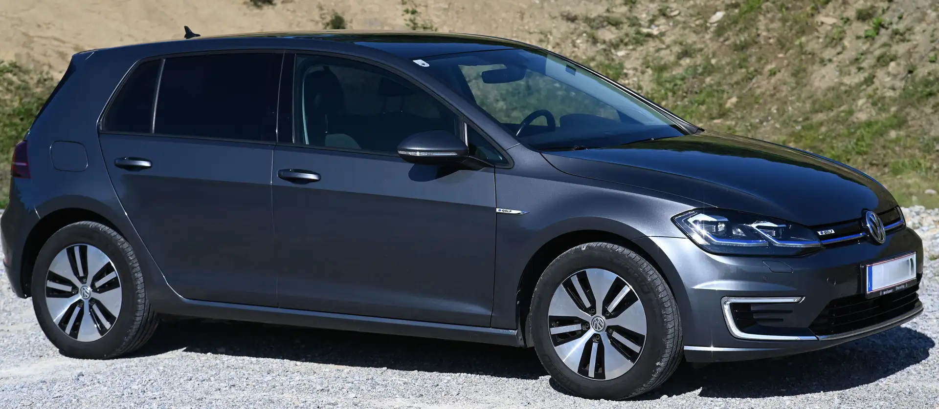 Volkswagen e-Golf e-Golf 35,8kWh (mit Batterie) Grau - 2