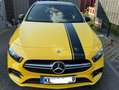 Mercedes-Benz A 35 AMG A-Klasse 4Matic Kompaktlimousine Gelb - thumbnail 1