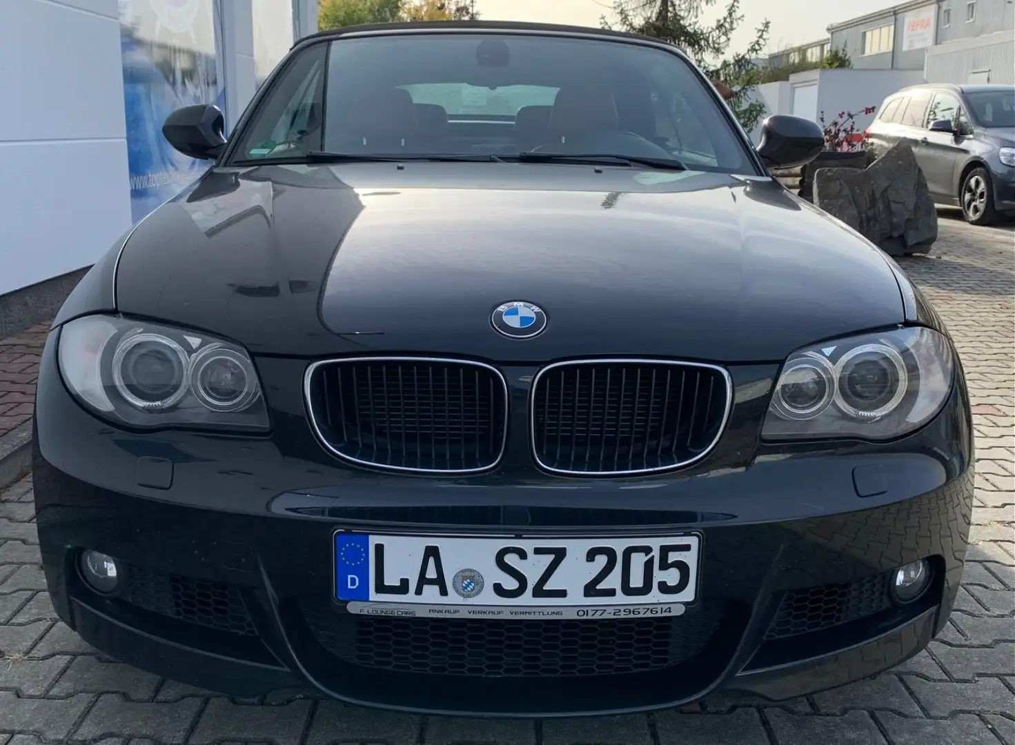 BMW 118 i Cabrio *M-Sport*Leder*Navi*Xenon*Shadow-Li* Schwarz - 2