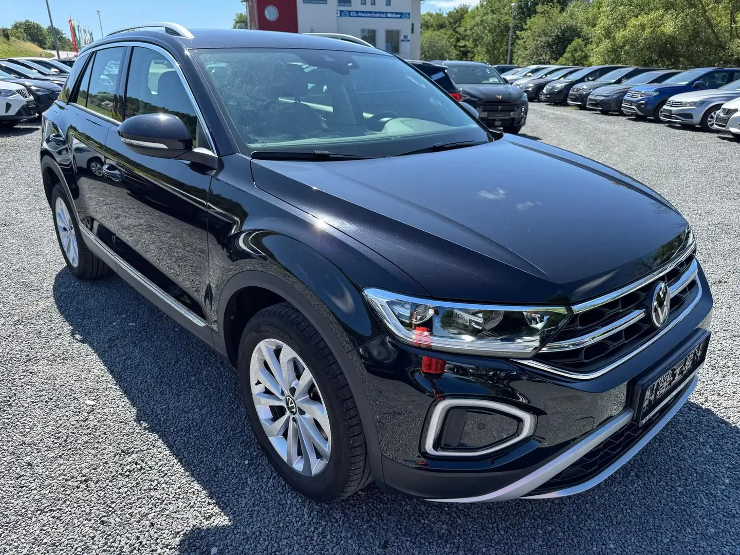 Volkswagen T-Roc 1.5 TSI *DSG*STYLE*PDCHI+VO+KAMERA*SHZ*VOL Schwarz - 1