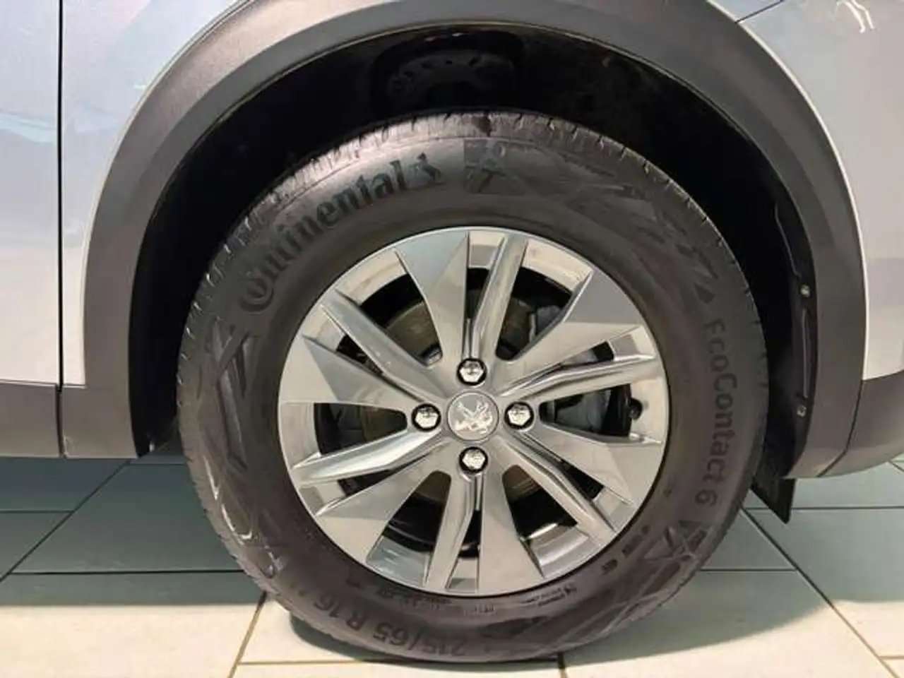 Peugeot 2008 2008 — photo 4