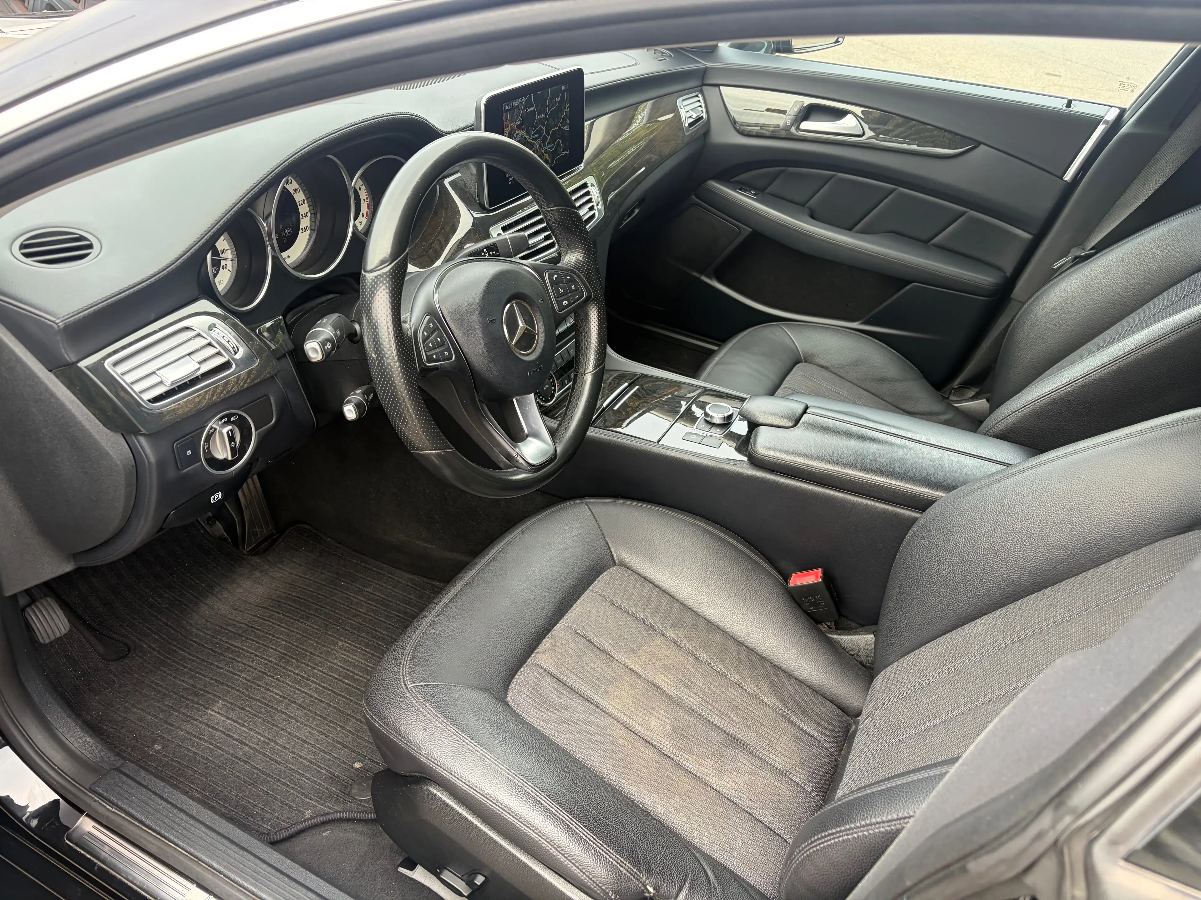Mercedes-Benz CLS 400 CLS 400 4Matic*HU NEU* — photo 11