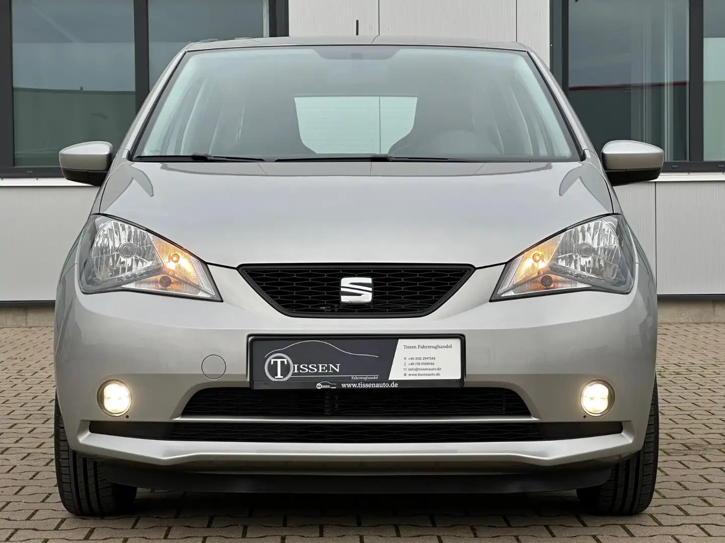 SEAT Mii Chic Automatik Temp PDC BT LED Alu SHZ LED Silber - 2
