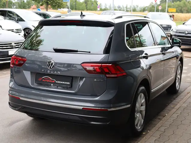Volkswagen Tiguan view 10