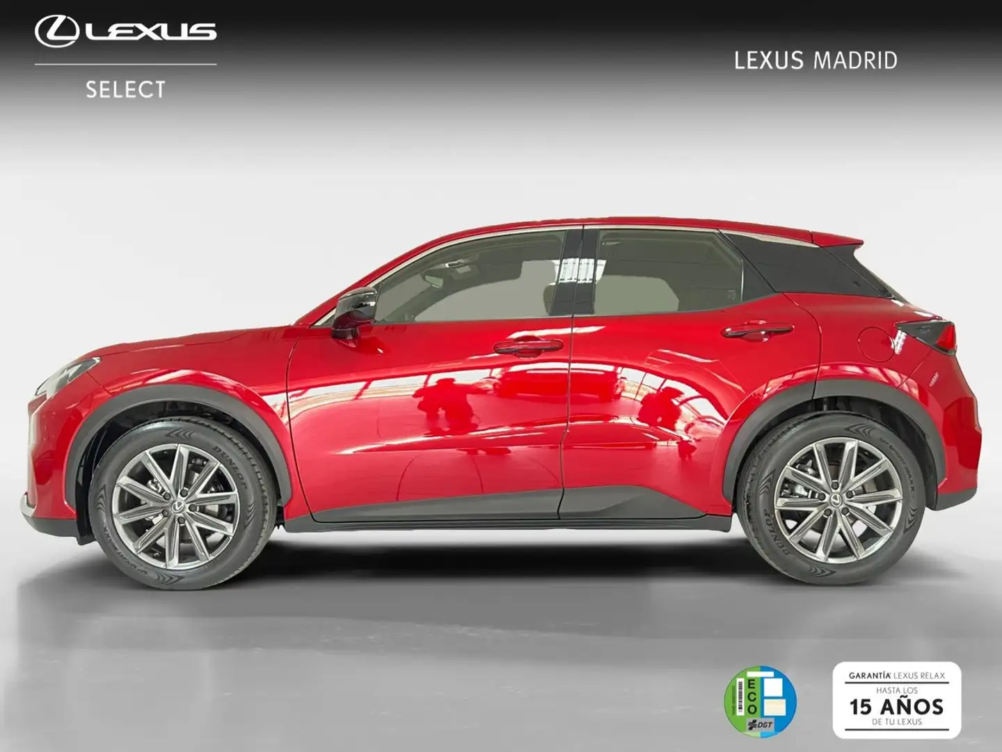 Lexus LBX 1.5 136cv HEV Elegant+ Червоний - 2