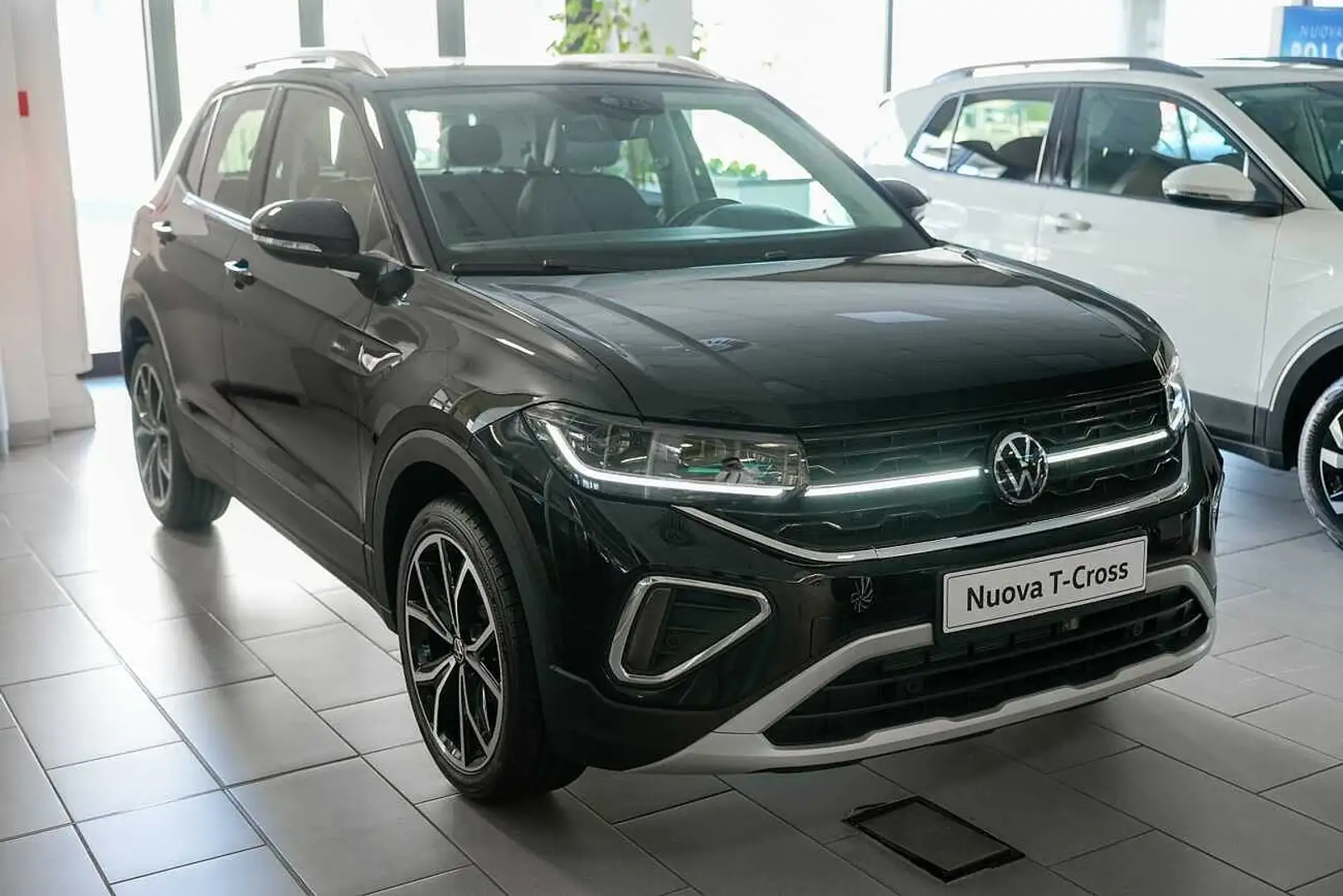 Volkswagen T-Cross Mark 1 Facelift 1.0 TSI 115 CV Style Nero - 2