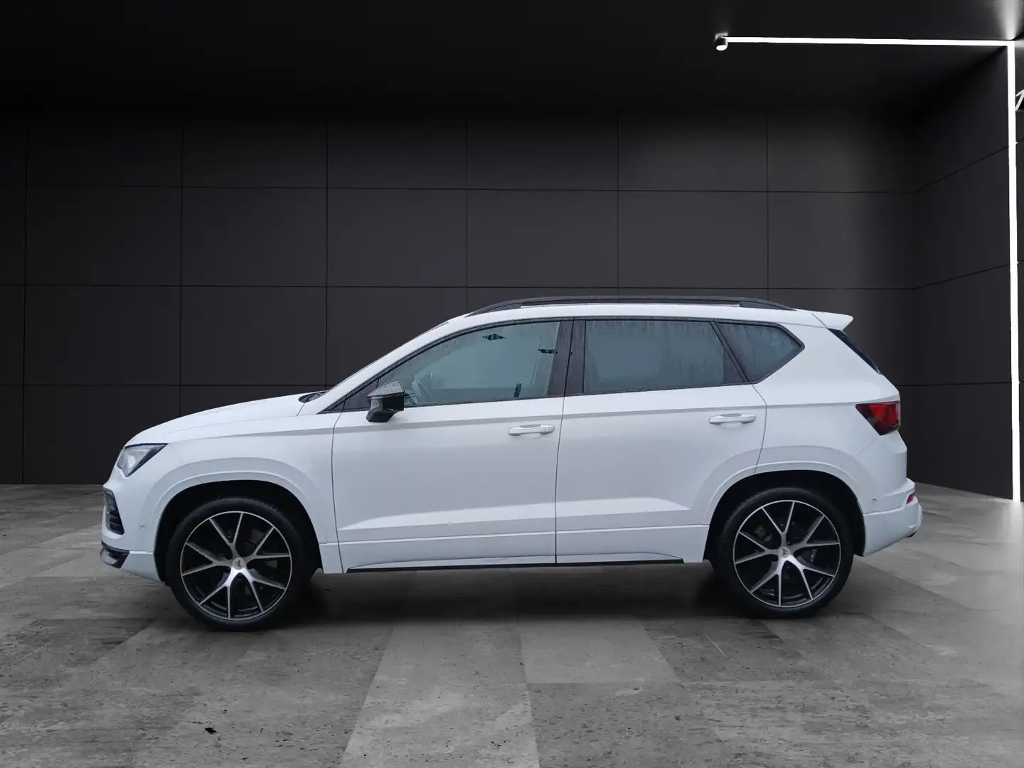 CUPRA Ateca TSI DSG 4Drive LED AHK Navi Pano AID ACC Park-A... Weiß - 2