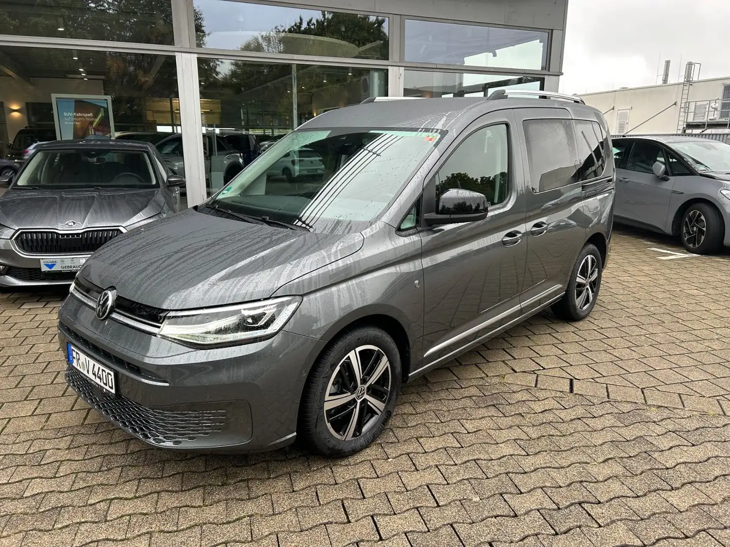 Volkswagen Caddy Style 1.5 TSI DSG Navi,Vorb.AHK,ACC,SHZ,PD Grau - 2