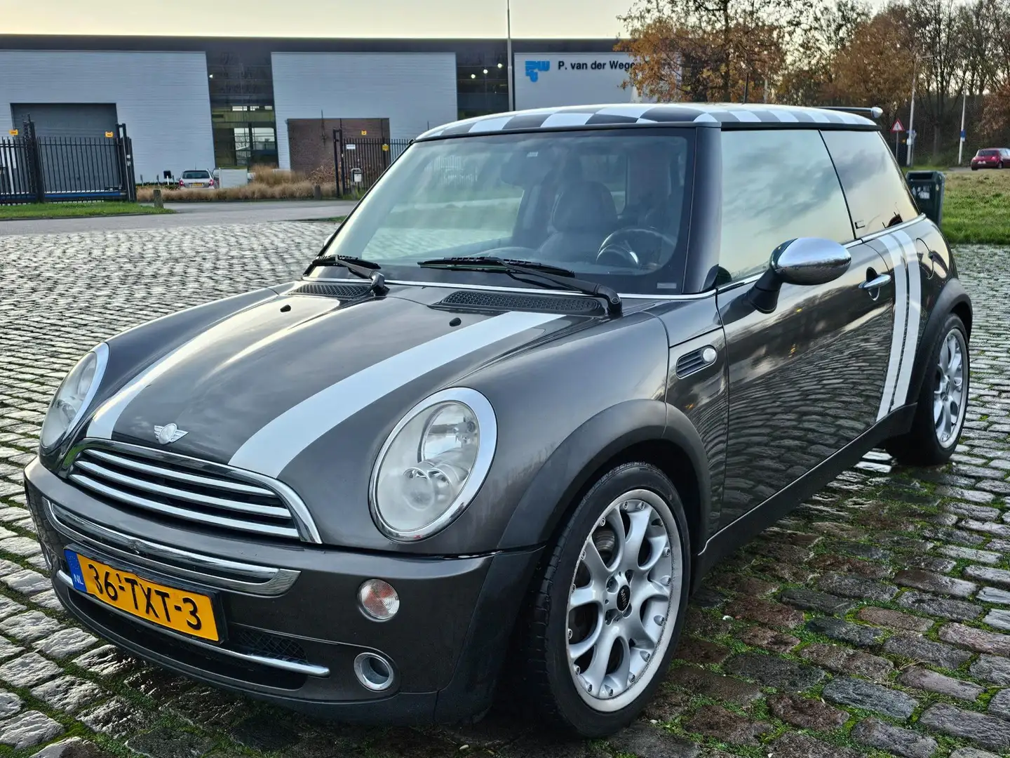 MINI Cooper Mini 1.6 Park Lane zeer mooi airco leerbekeleding Grau - 2