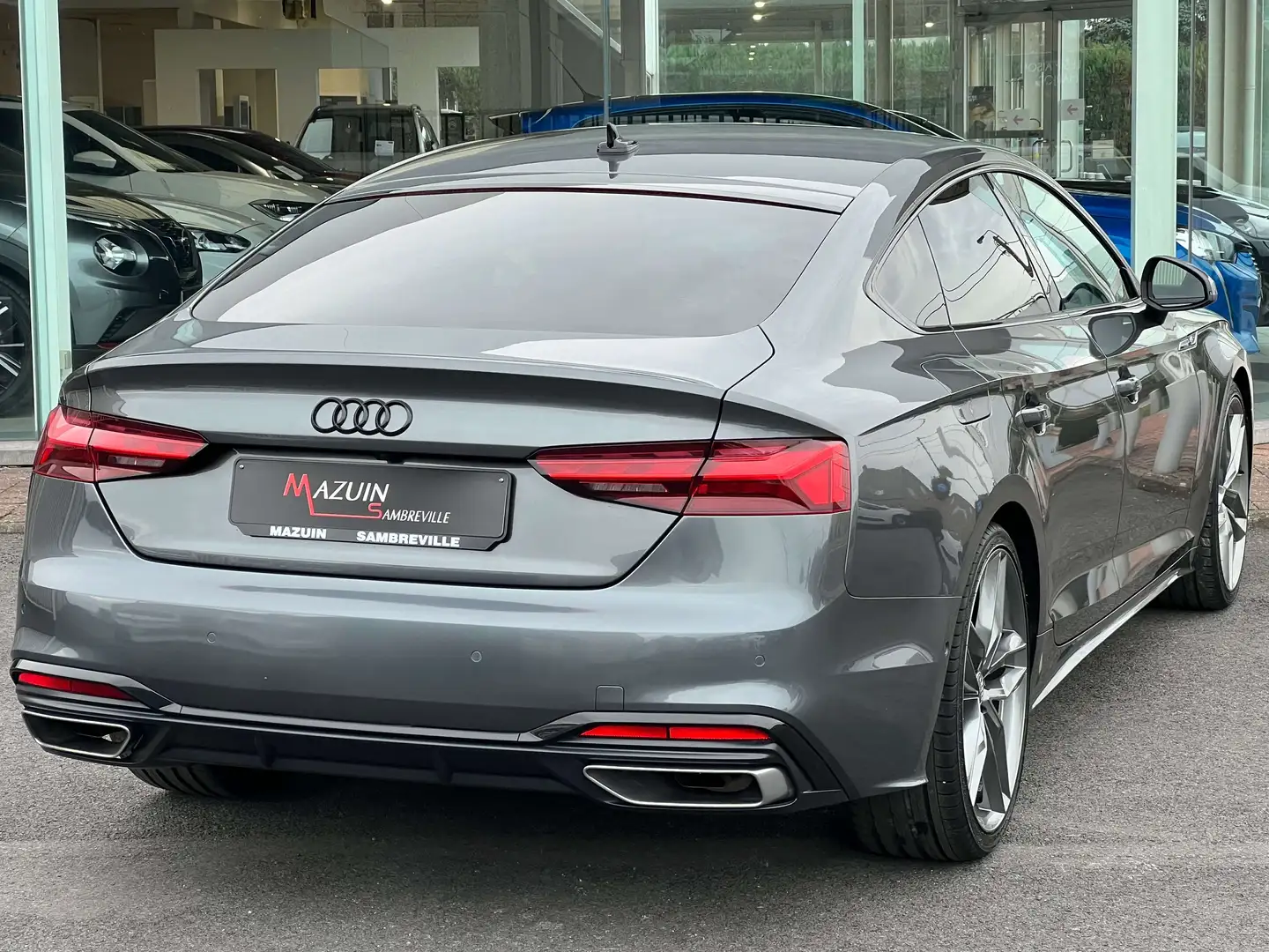 Audi A5 Sportback 35 TFSI * S-line * S-tronic * JA 20\u0027\u0027 * Gris - 2