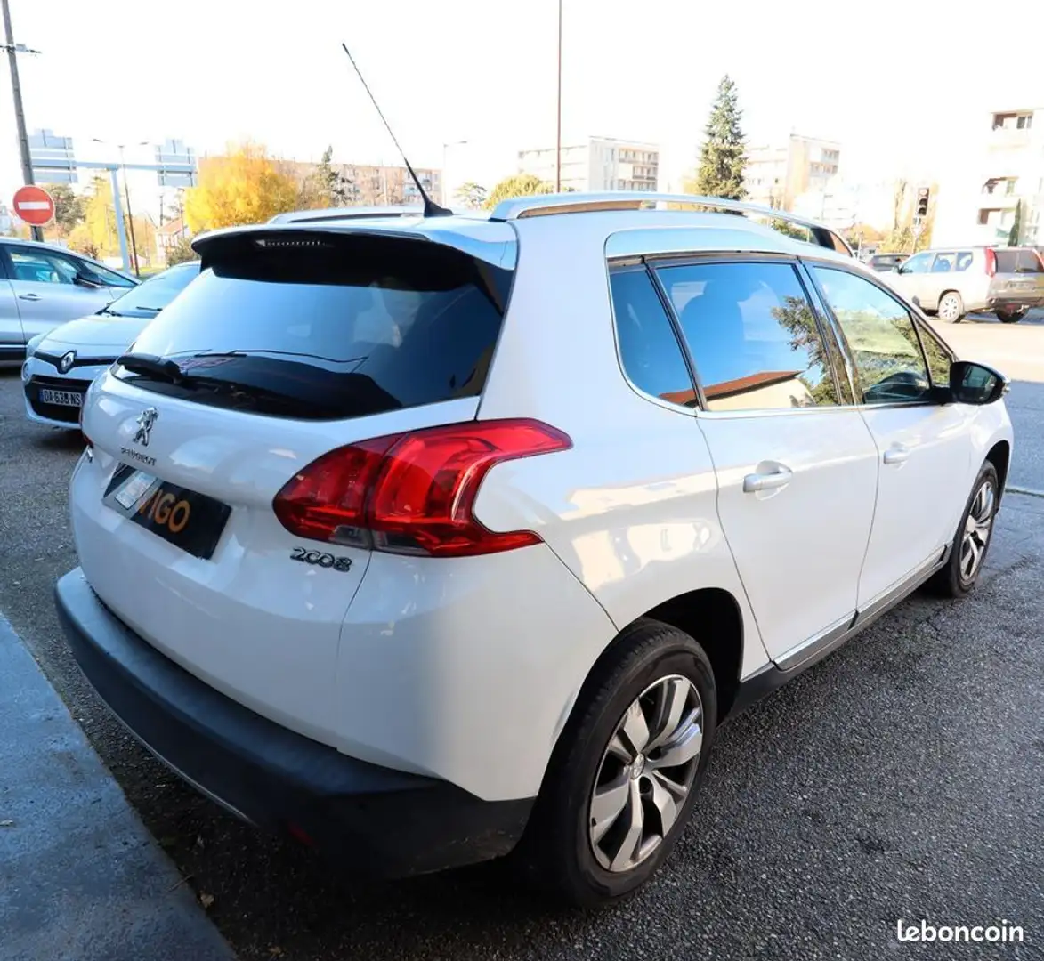 Peugeot 2008 generation-i 1.6 bluehdi 100 ch allure business Blanc - 2