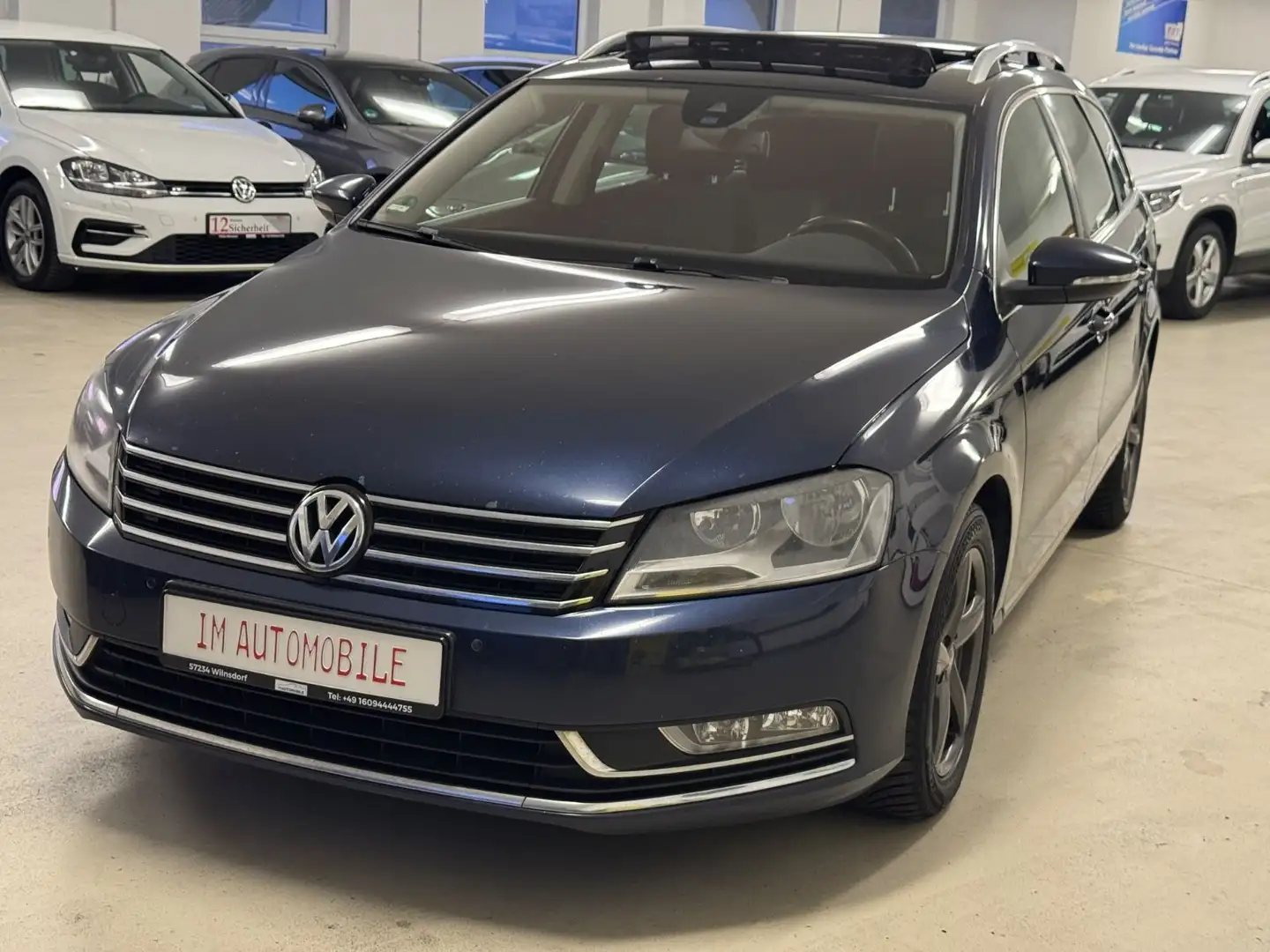 Volkswagen Passat Variant Passat 2.0 TDI DSG Variant *Pano*4xSitzhz.*Navi* Bleu - 1