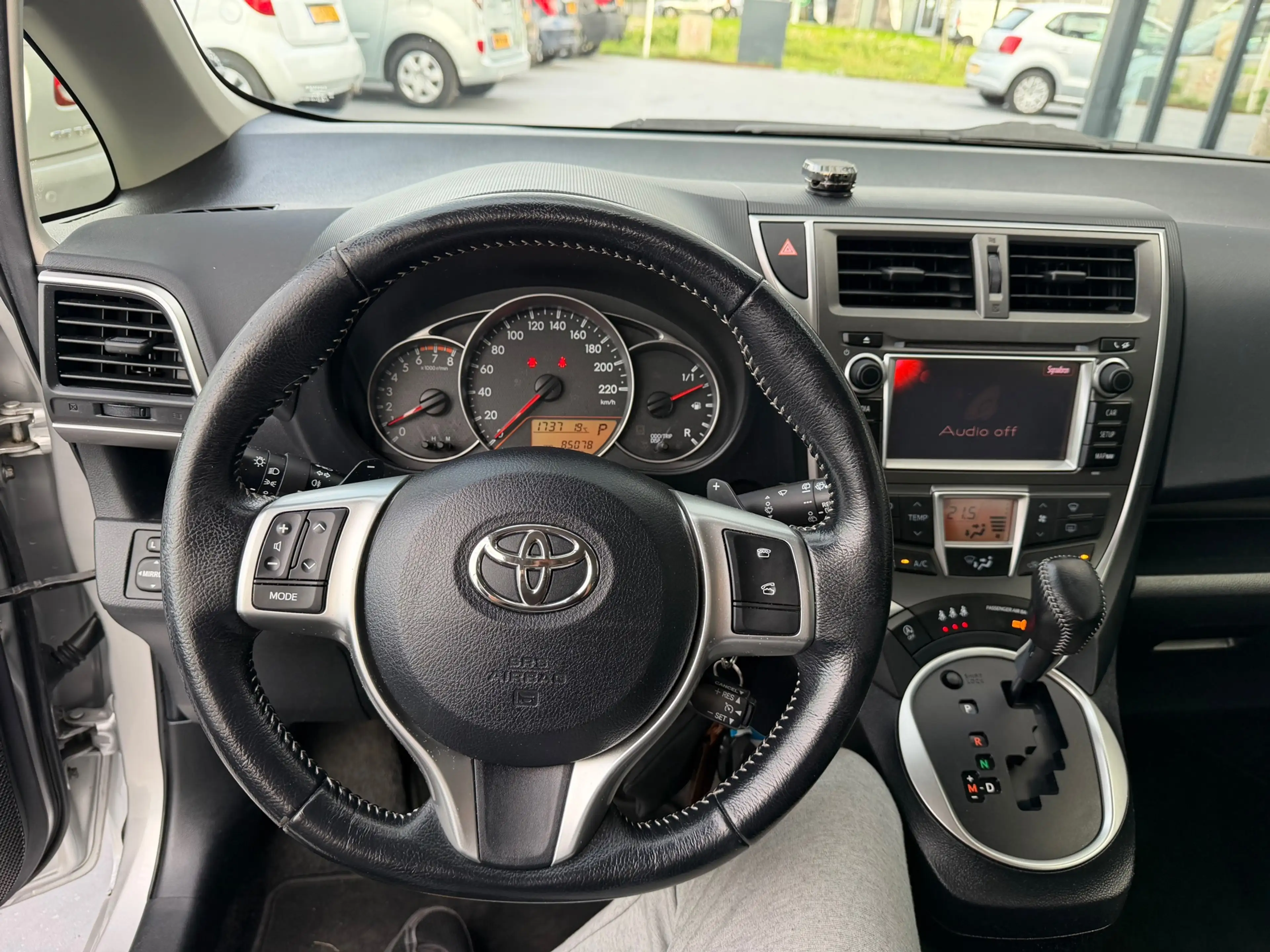 Toyota Verso-S 1.3 VVT-i Aspiration/automaat/airco/cruise/camera/ — photo 7