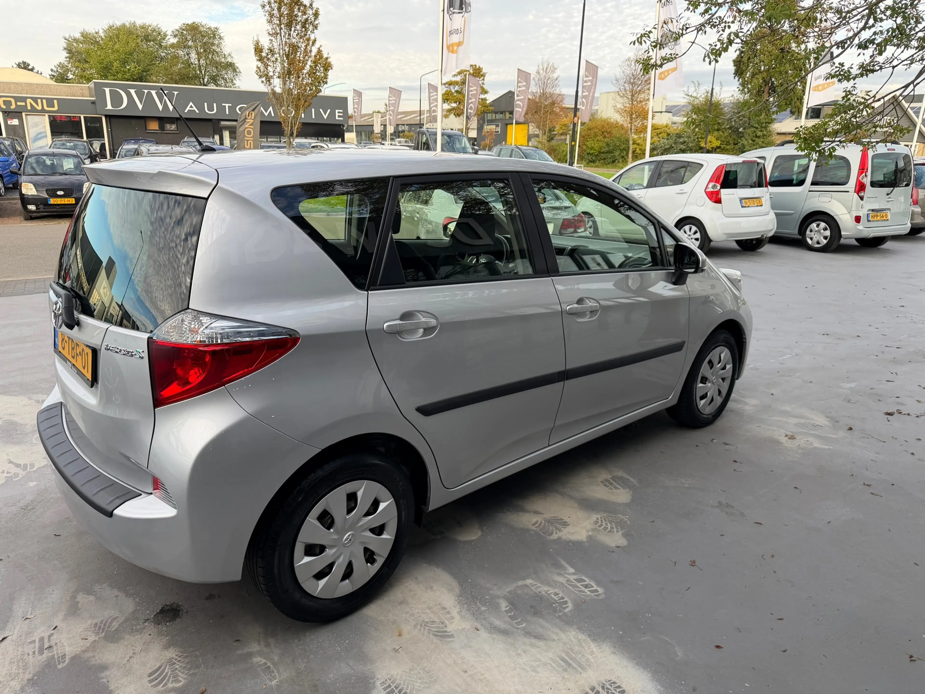 Toyota Verso-S 1.3 VVT-i Aspiration/automaat/airco/cruise/camera/ — photo 5