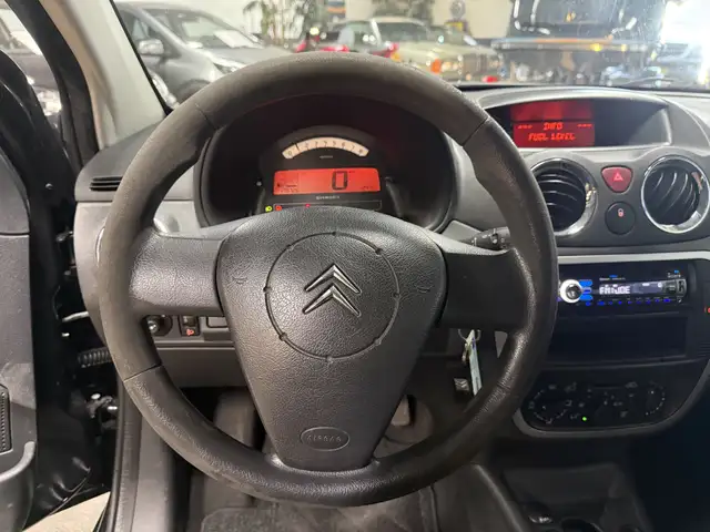 Citroen C2 view 11