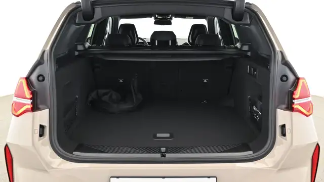 BMW X3 30e xDrive *M-Sportpaket *Harman/Kardon *AHK Ansicht 24