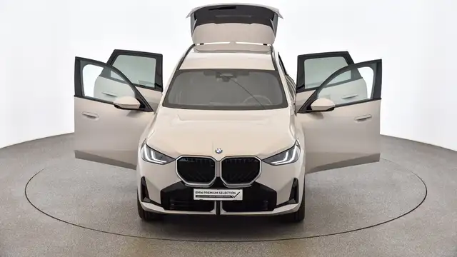 BMW X3 view 7