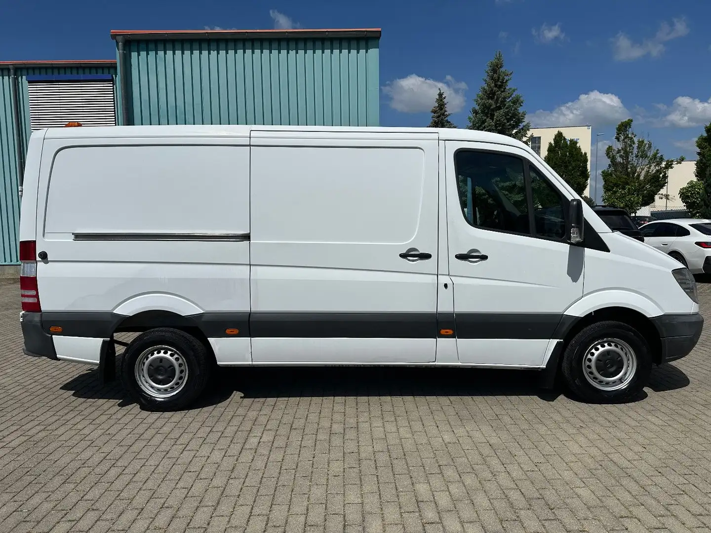 Mercedes-Benz Sprinter Kasten 313CDI L2H1/AHK+STANDH+KLIMA+GRA Weiß - 1