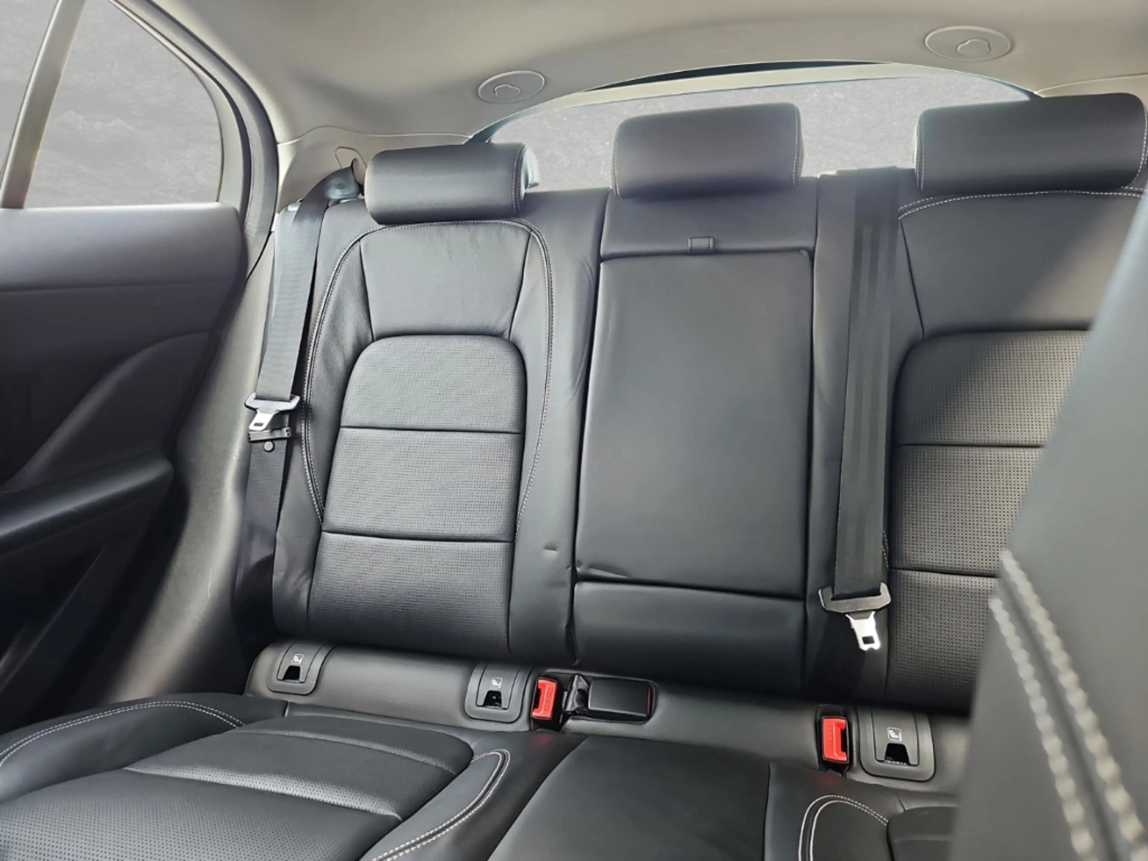 Jaguar I-Pace EV320 SE HEAD-UP DAB PIVI PRO LED 20 — photo 11