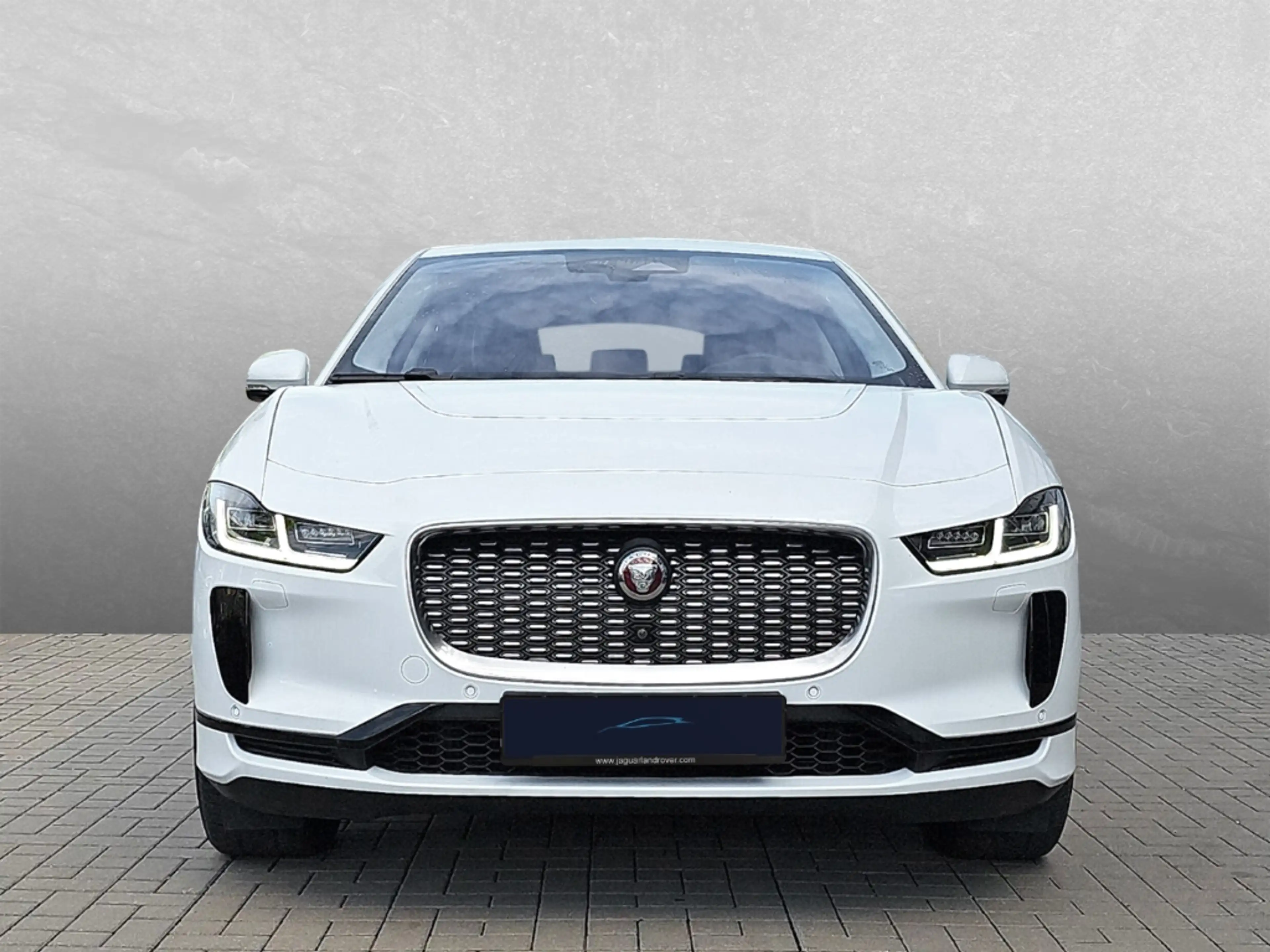Jaguar I-Pace EV320 SE HEAD-UP DAB PIVI PRO LED 20 — photo 9